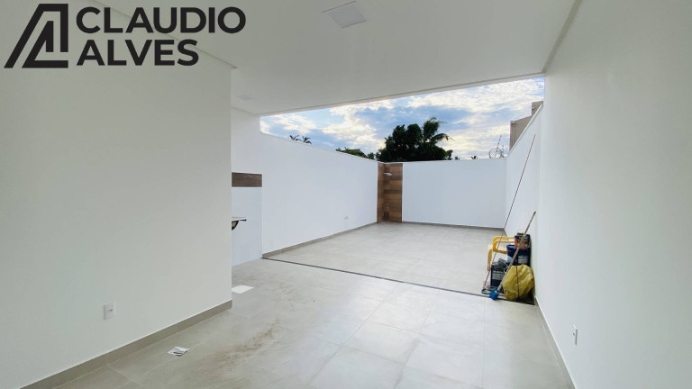 Imagem Casa com 2 Quartos à Venda, 102 m² em Conceição - Feira De Santana