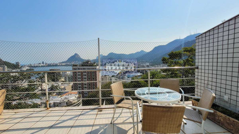 Cobertura com 4 Quartos à Venda, 350 m² em Humaitá - Rio De Janeiro