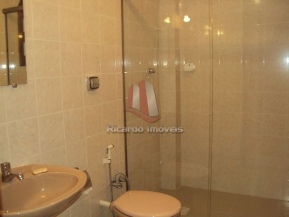 Imagem Casa de Condomínio com 2 Quartos à Venda, 90 m²