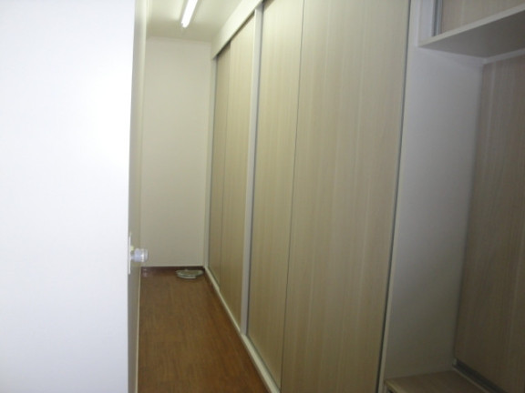 Imagem Casa com 3 Quartos à Venda, 490 m² em Vila Santa Luzia - Bauru
