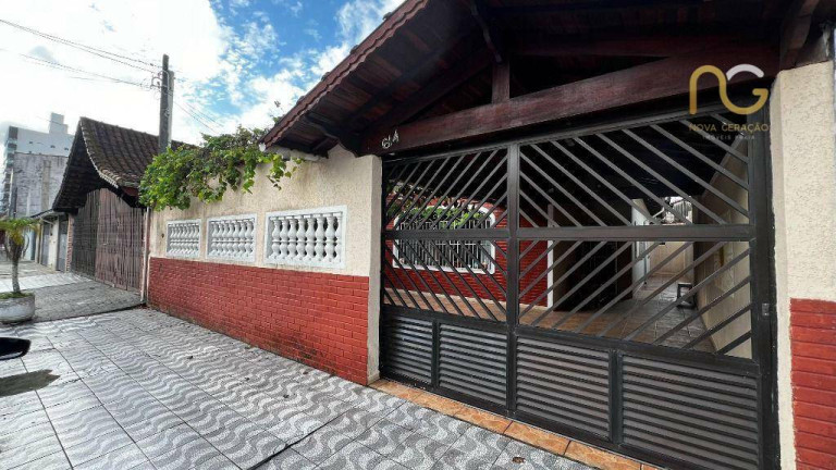Casa com 3 Quartos à Venda, 185 m² em Vila Assunção - Praia Grande