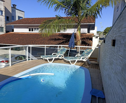 Sobrado com 2 Quartos à Venda, 180 m² em Serraria - São José
