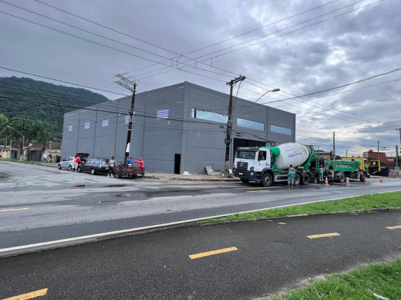 Imagem Galpão à Venda, 700 m² em Cidade Da Criança - Praia Grande
