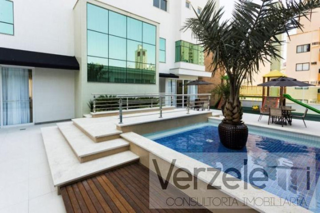 Imagem Apartamento com 3 Quartos à Venda, 129 m² em Centro - Balneário Camboriú