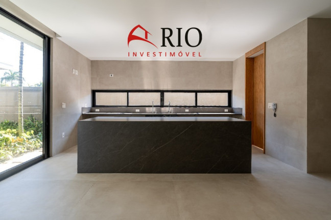 Imagem Casa com 5 Quartos à Venda, 1.200 m² em Barra Da Tijuca - Rio De Janeiro Imagem Casa com 5 Quartos à Venda, 1.200 m² em Barra Da Tijuca - Rio De Janeiro