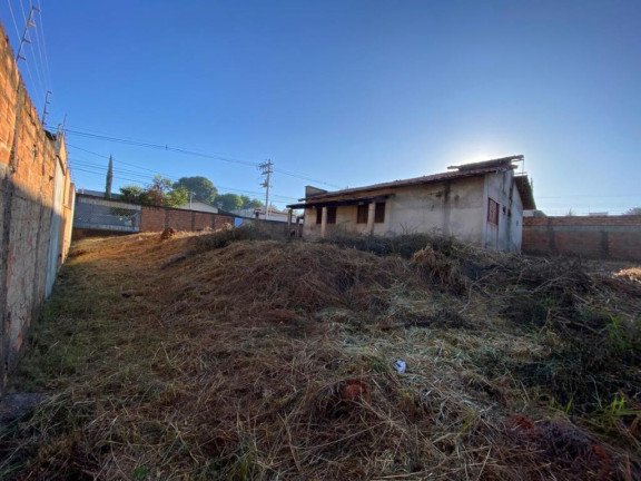 Imagem Casa com 3 Quartos à Venda, 822 m² em Parque Trindade - Aparecida De Goiânia