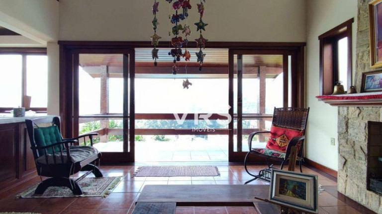 Imagem Casa com 6 Quartos à Venda, 423 m² em Iucas - Teresópolis Imagem Casa com 6 Quartos à Venda, 423 m² em Iucas - Teresópolis