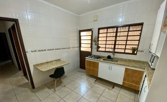 Imagem Casa com 3 Quartos à Venda, 100 m² em Parque Senhor Do Bonfim - Taubaté