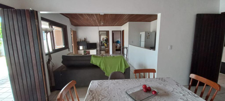 Imagem Casa com 2 Quartos à Venda, 120 m² em Capão Novo - Capao Da Canoa
