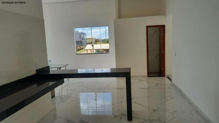 Imagem Casa com 3 Quartos à Venda, 500 m² em Vivendas Do Vale - Mateus Leme