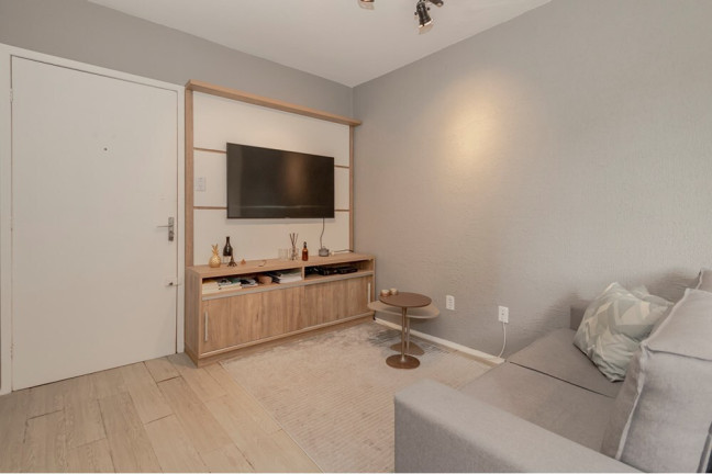 Imagem Studio com 1 Quarto à Venda, 31 m² em Passo Da Areia - Porto Alegre Imagem Studio com 1 Quarto à Venda, 31 m² em Passo Da Areia - Porto Alegre