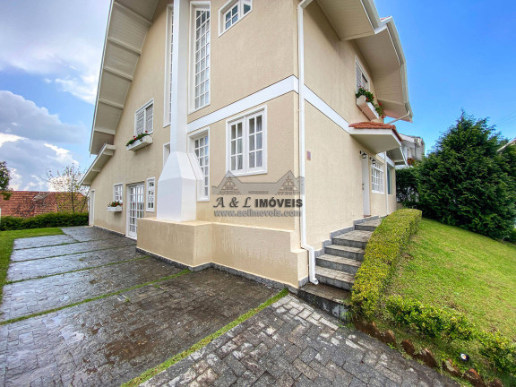 Imagem Casa de Condomínio com 3 Quartos à Venda, 213 m² em Vila Isabel - Campos Do Jordão