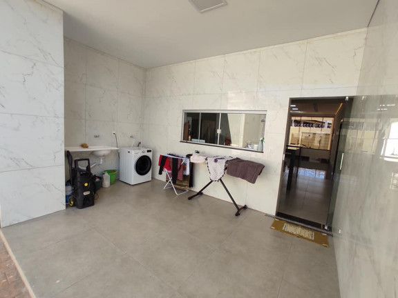Imagem Imóvel com
3 Quartos à Venda, 170 m² em
Chacara Sao Pedro -
Aparecida De Goiania Imagem Imóvel com
3 Quartos à Venda, 170 m² em
Chacara Sao Pedro -
Aparecida De Goiania