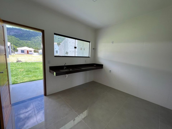Imagem Casa de Condomínio com 3 Quartos à Venda, 107 m² em São José Do Imbassaí - Maricá Imagem Casa de Condomínio com 3 Quartos à Venda, 107 m² em São José Do Imbassaí - Maricá