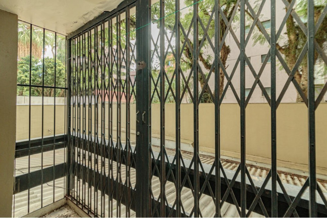 Imagem Imóvel com 3 Quartos à Venda, 135 m² em Moinhos De Vento - Porto Alegre