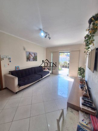 Casa com 3 Quartos à Venda, 141 m² em Vila Scarpelli - Santo André