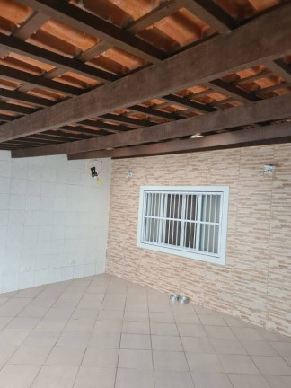 Imagem Casa com 3 Quartos à Venda, 212 m² em Nova Mirim - Praia Grande Imagem Casa com 3 Quartos à Venda, 212 m² em Nova Mirim - Praia Grande
