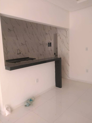 Imagem Casa com 2 Quartos à Venda, em Conceicão - Feira De Santana Imagem Casa com 2 Quartos à Venda, em Conceicão - Feira De Santana