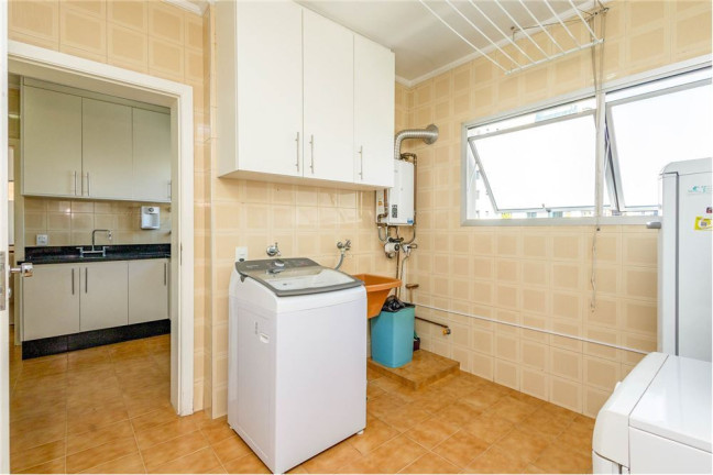 Imagem Apartamento com 4 Quartos à Venda, 196 m² em Moema - São Paulo Imagem Apartamento com 4 Quartos à Venda, 196 m² em Moema - São Paulo