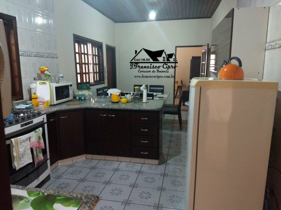 Imagem Casa com 4 Quartos à Venda, 194 m² em Pedregulho - Guaratinguetá Imagem Casa com 4 Quartos à Venda, 194 m² em Pedregulho - Guaratinguetá