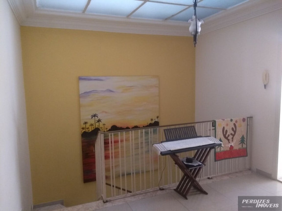 Imagem Casa com 4 Quartos à Venda ou Locação, 205 m² em Pacaembu - São Paulo