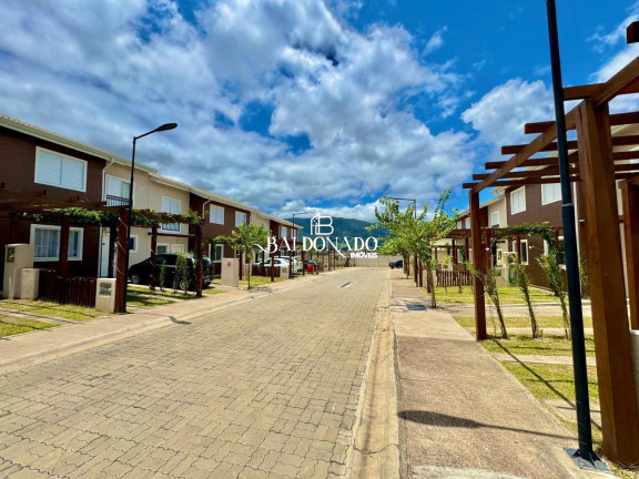 Imagem Casa com 2 Quartos à Venda, 89 m² em Centro - Extrema Imagem Casa com 2 Quartos à Venda, 89 m² em Centro - Extrema