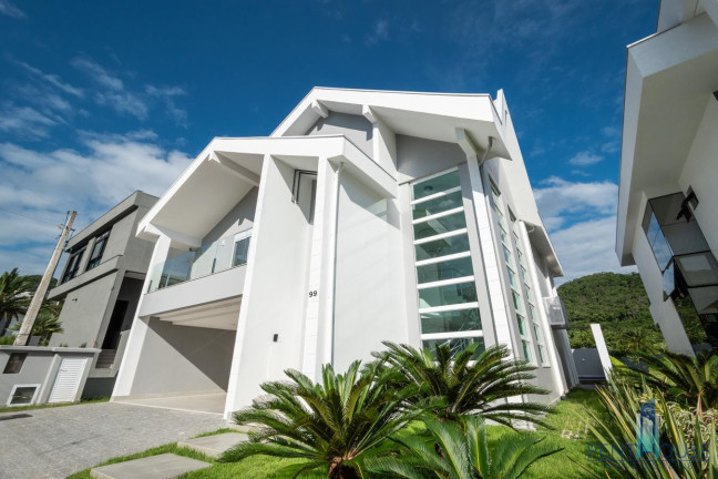 Imagem Casa de Condomínio com 5 Quartos à Venda, 400 m² em Ariribá - Balneário Camboriú Imagem Casa de Condomínio com 5 Quartos à Venda, 400 m² em Ariribá - Balneário Camboriú