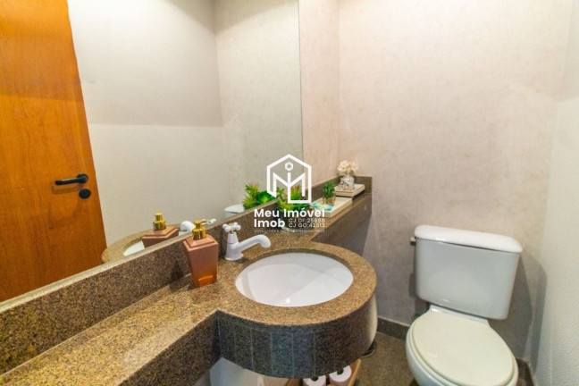 Imagem Imóvel com 4 Quartos à Venda, 210 m² em Asa Norte - Brasília Imagem Imóvel com 4 Quartos à Venda, 210 m² em Asa Norte - Brasília