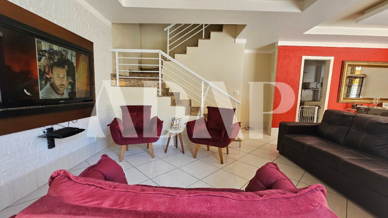 Imagem Casa com 3 Quartos à Venda, 250 m² em Vargem Pequena - Rio De Janeiro Imagem Casa com 3 Quartos à Venda, 250 m² em Vargem Pequena - Rio De Janeiro