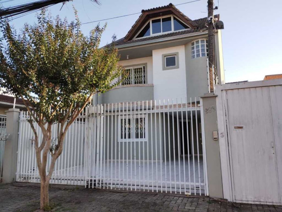 Casa com 3 Quartos à Venda, 170 m² em Boqueirão - Curitiba