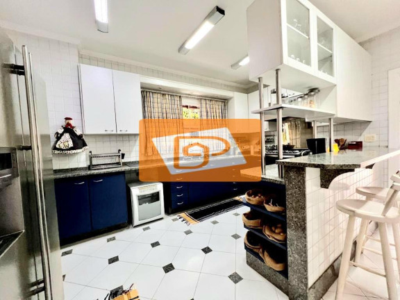 Casa de Condomínio com 4 Quartos à Venda, 600 m² em Itaipava - Petrópolis