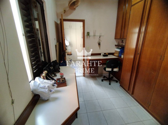 Imagem Casa com 6 Quartos à Venda,  em Embaré - Santos