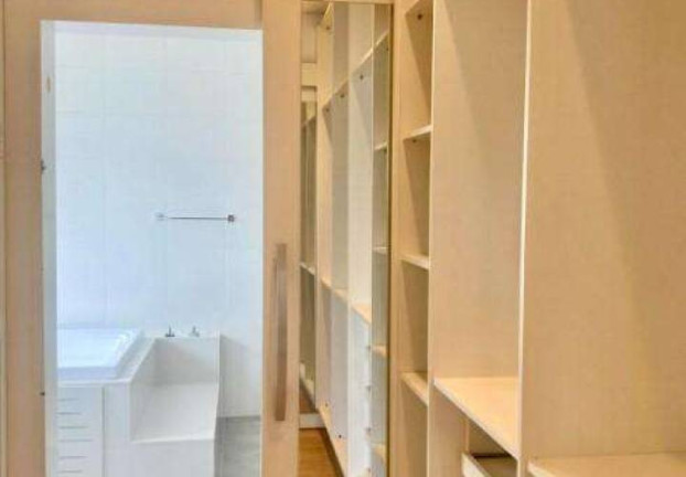Imagem Imóvel com 4 Quartos à Venda, 7.150.000 m² em São Paulo - Jundiaí Imagem Imóvel com 4 Quartos à Venda, 7.150.000 m² em São Paulo - Jundiaí