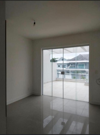 Imagem Casa com 6 Quartos à Venda, 350 m² em Recreio Dos Bandeirantes - Rio De Janeiro Imagem Casa com 6 Quartos à Venda, 350 m² em Recreio Dos Bandeirantes - Rio De Janeiro