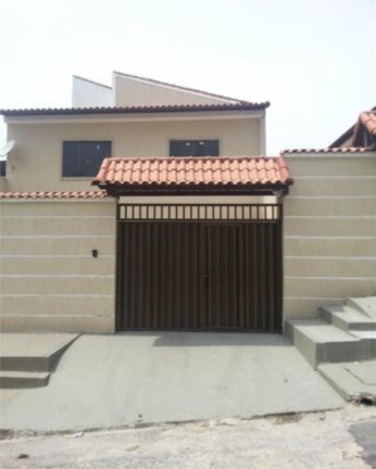 Casa com 2 Quartos à Venda, 95 m² em Luz - Nova Iguaçu