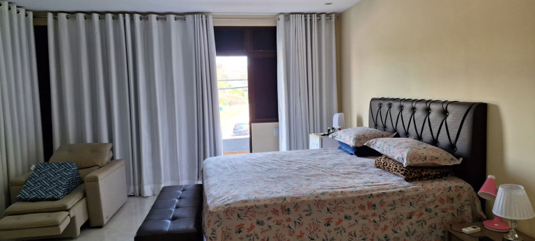 Imagem Casa com 5 Quartos à Venda, 400 m² em Buraquinho - Lauro De Freitas Imagem Casa com 5 Quartos à Venda, 400 m² em Buraquinho - Lauro De Freitas
