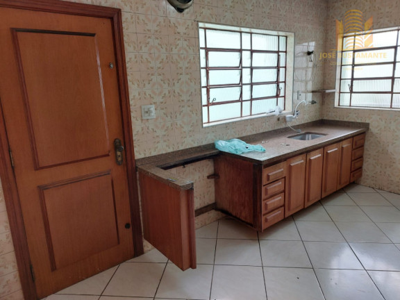 Imagem Casa com 3 Quartos à Venda, 200 m² em Vila Brasilina - São Paulo Imagem Casa com 3 Quartos à Venda, 200 m² em Vila Brasilina - São Paulo