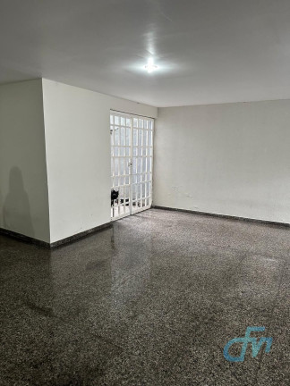 Imagem Casa com 5 Quartos à Venda, 500 m² em Vila Oliveira - Mogi Das Cruzes Imagem Casa com 5 Quartos à Venda, 500 m² em Vila Oliveira - Mogi Das Cruzes