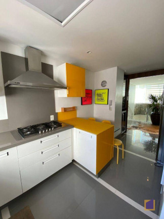 Imagem Imóvel com 3 Quartos à Venda, 170 m² em Centro - Itajaí