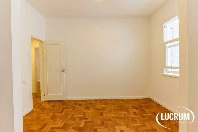 Imagem Apartamento com 3 Quartos à Venda, 110 m² em Lagoa - Rio De Janeiro Imagem Apartamento com 3 Quartos à Venda, 110 m² em Lagoa - Rio De Janeiro