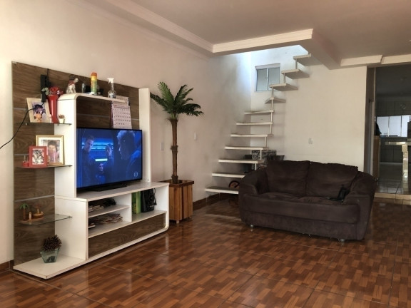 Imagem Casa com 8 Quartos à Venda, 10 m² em Jardim Das Belezas - Carapicuíba