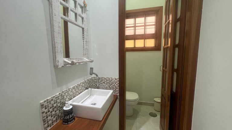 Imagem Sobrado com 3 Quartos à Venda, 260 m² em Boqueirão - Santos Imagem Sobrado com 3 Quartos à Venda, 260 m² em Boqueirão - Santos