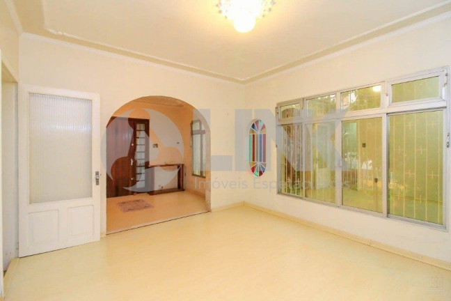 Imagem Casa com 3 Quartos à Venda, 180 m² em Passo Da Areia - Porto Alegre Imagem Casa com 3 Quartos à Venda, 180 m² em Passo Da Areia - Porto Alegre