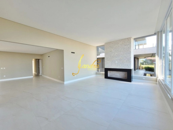 Imagem Casa de Condomínio com 4 Quartos à Venda, 2.400 m² em Capao Novo Posto 9 Village - Capão Da Canoa Imagem Casa de Condomínio com 4 Quartos à Venda, 2.400 m² em Capao Novo Posto 9 Village - Capão Da Canoa