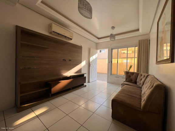 Imagem Casa com 3 Quartos à Venda, 130 m² em Ingleses Norte - Florianópolis