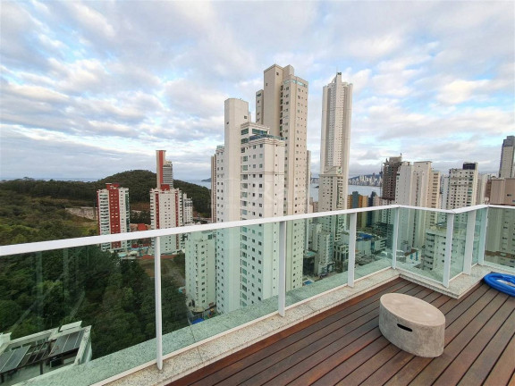 Imagem Cobertura com 3 Quartos à Venda, 268 m² em Pioneiros - Balneário Camboriú