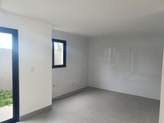 Imagem Casa com 3 Quartos à Venda, 108 m² em Uberaba - Curitiba