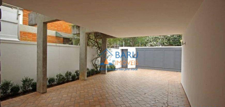 Imagem Sobrado com 3 Quartos à Venda ou Locação, 320 m² em Alto De Pinheiros - São Paulo Imagem Sobrado com 3 Quartos à Venda ou Locação, 320 m² em Alto De Pinheiros - São Paulo