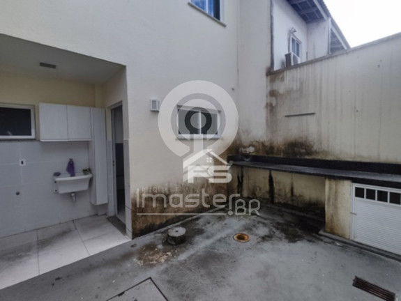 Imagem Casa com 3 Quartos à Venda, 90 m² em Lagoa Redonda - Fortaleza