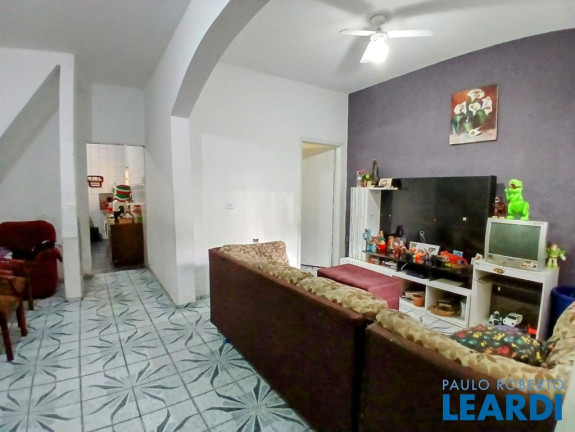 Imagem Casa com 6 Quartos à Venda, 228 m² em Vila Apiaí - Santo André Imagem Casa com 6 Quartos à Venda, 228 m² em Vila Apiaí - Santo André